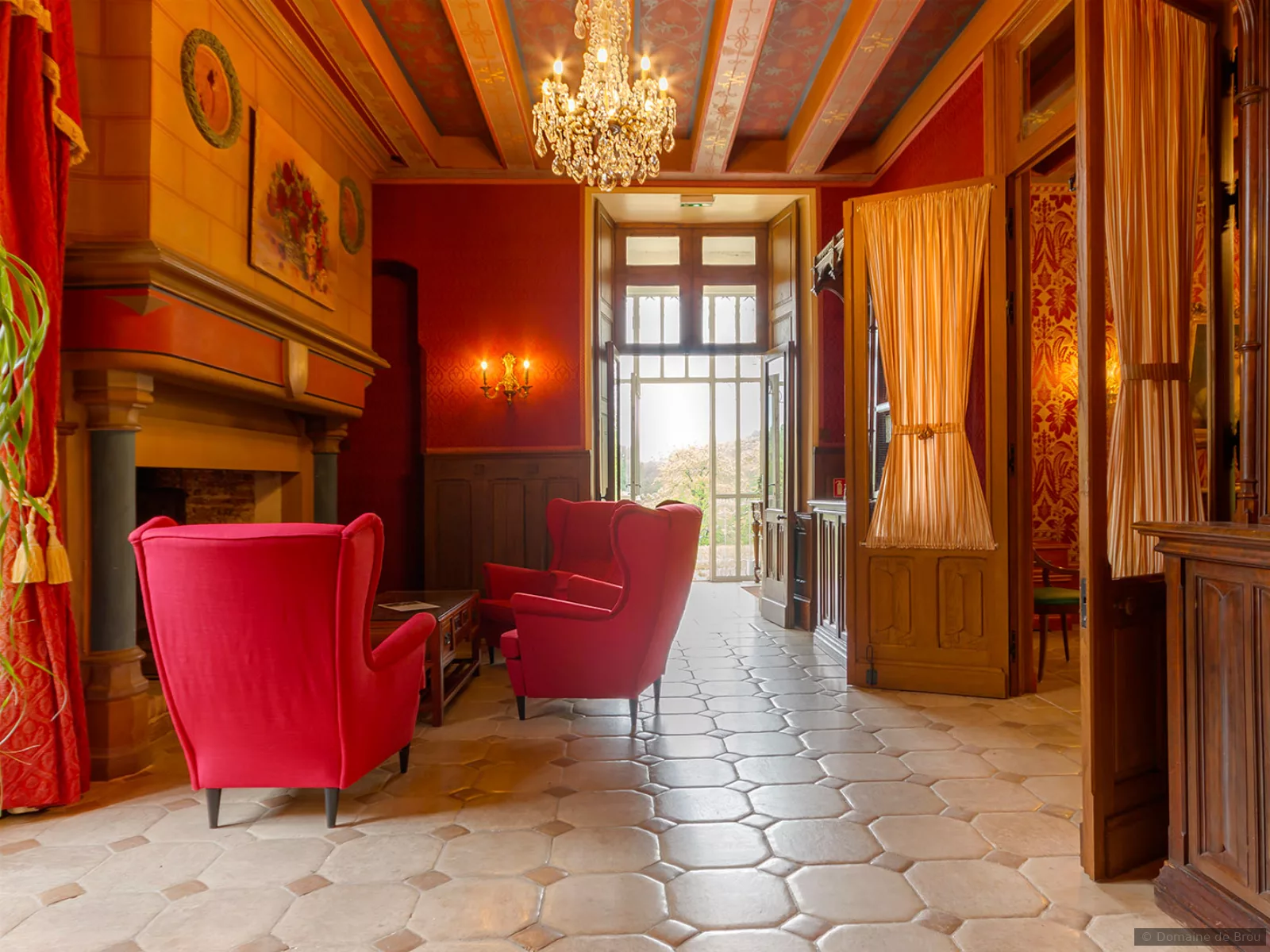 Le Petit Salon